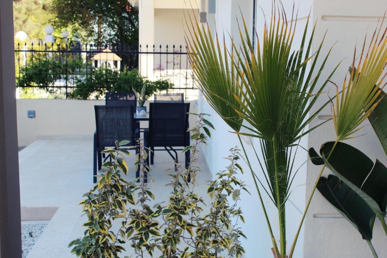 Ferienwohnung Saan Luxury Living Nea Kallikrateia Exterior foto