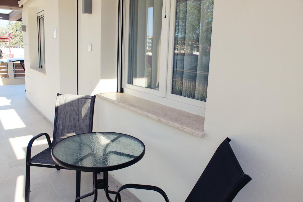 Ferienwohnung Saan Luxury Living Nea Kallikrateia Exterior foto